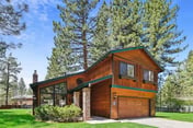 Minutes from Heavenly Valley & Lake Tahoe Beaches