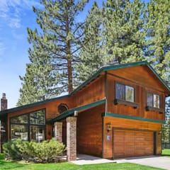 Minutes from Heavenly Valley & Lake Tahoe Beaches