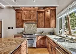 Large Family ski Chalet blocks to the ski resort - Image 4