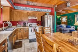 Only 7 miles to Heavenly, Huge Deck, Pets Welcome - Image 4