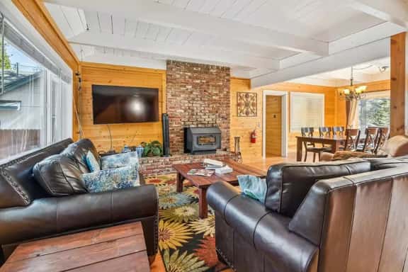 Newly Renovated with Foosball Table - Image 1