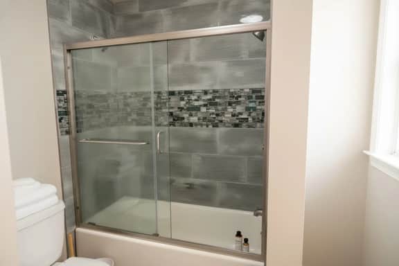 Townhouse condo with lakeviews close to lifts - Image 5