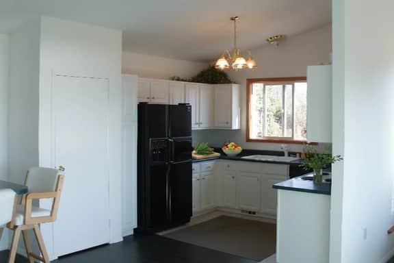 Townhouse condo with lakeviews close to lifts - Image 4