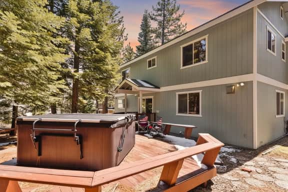 Minutes to Heavenly, Private Hot Tub - Image 4
